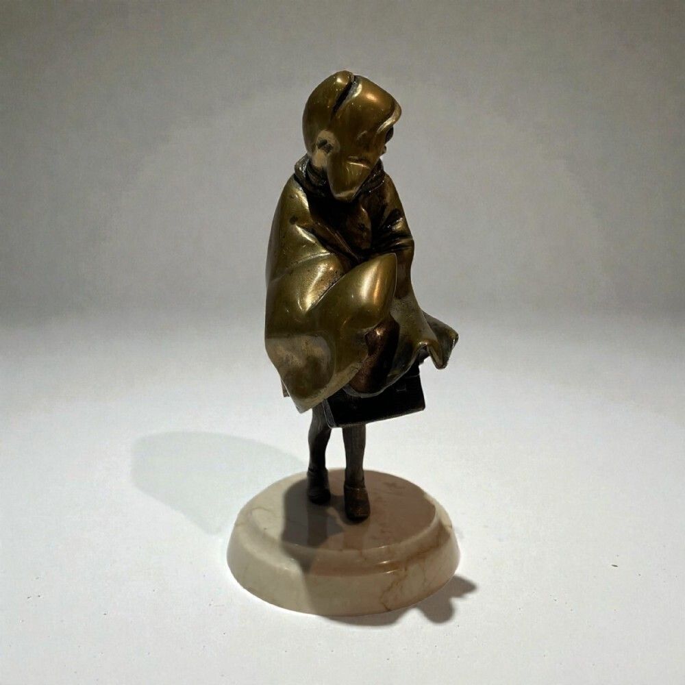 An Art Deco Patinated Bronze Figure Of A Young Girl. H. Chiparus photo buy