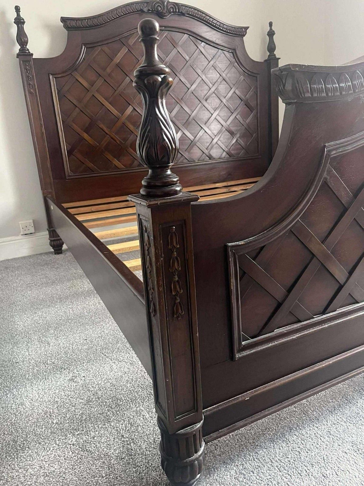 Stunning Oak Carved Dark Wood Vintage French Super King Size Bed photo Furniture