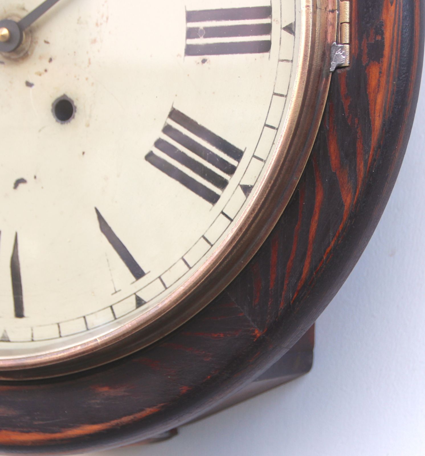 photo furniture Large 39cm Dated 1943 Railway Wall Clock Factory. Fully Guaranteed
