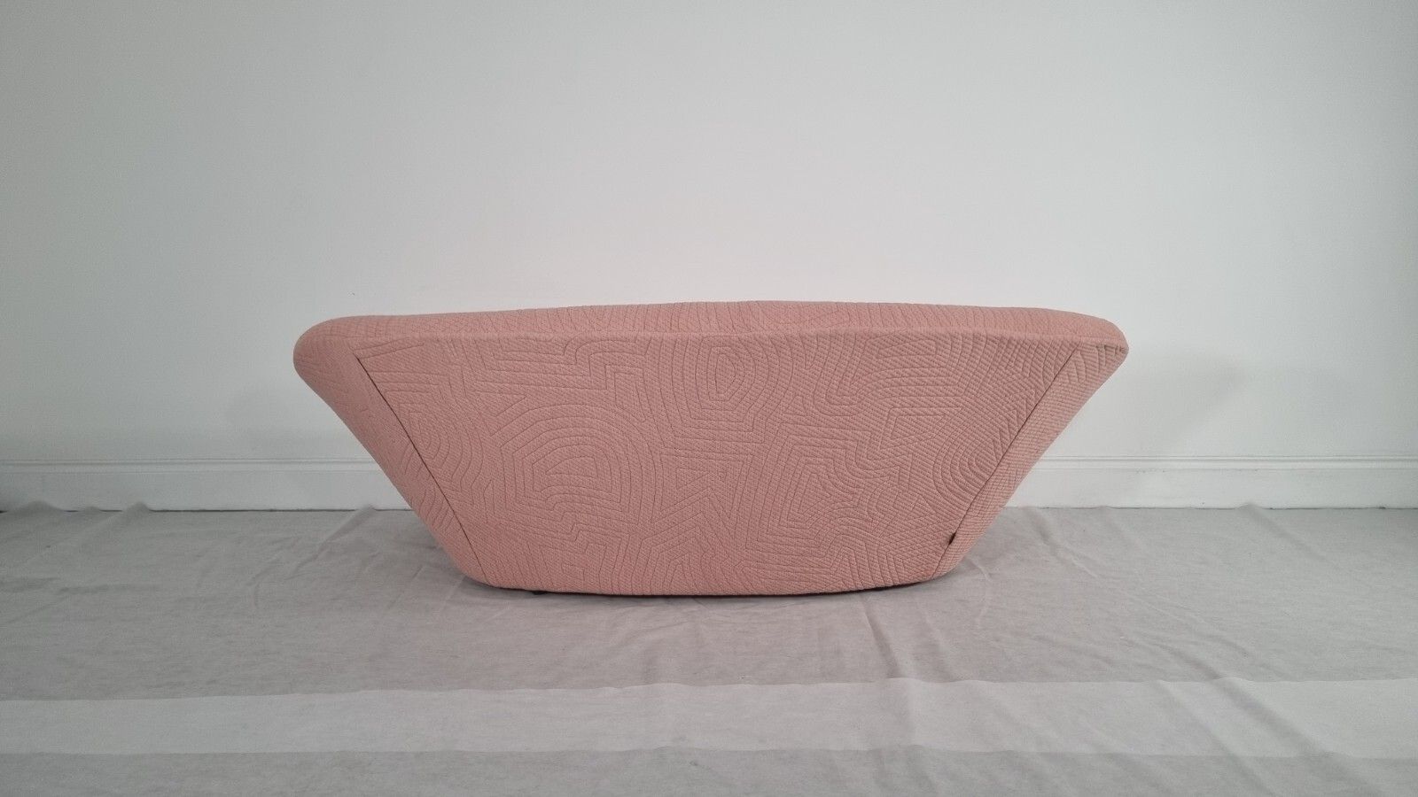 photo vinterior Ligne Roset Ploum Sofa In Appa Poncho Fabric In Mint Condition
