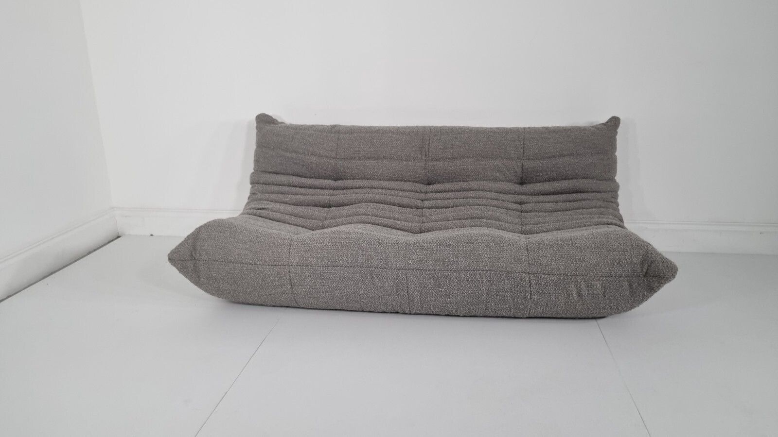 Ligne Roset Togo 3 Seater In Grey Boucle Immaculate Condition photo Furniture