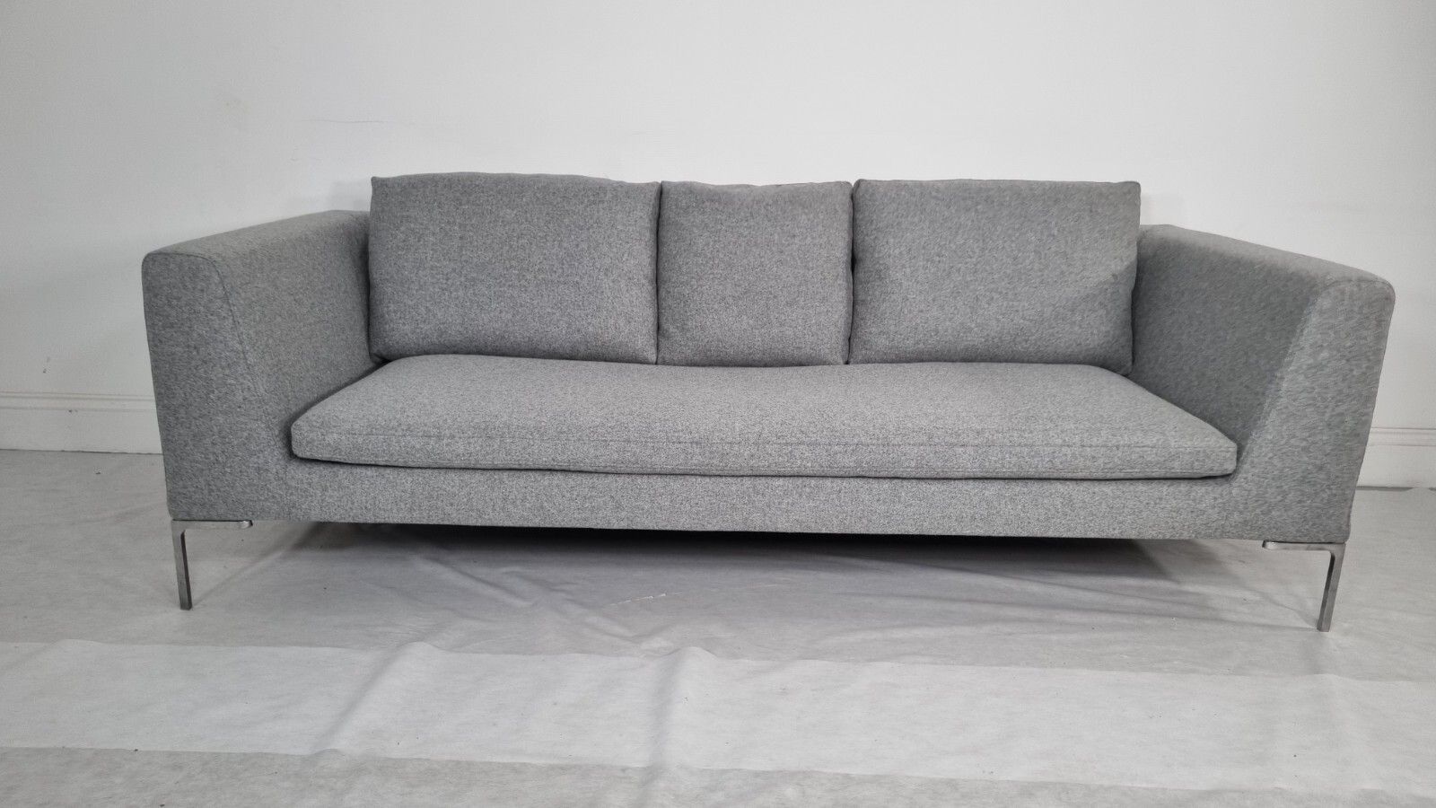 photo buy Bb Italia Charles Sofa In Luxuriously Soft Mid Grey Lambswool Stunning Condition