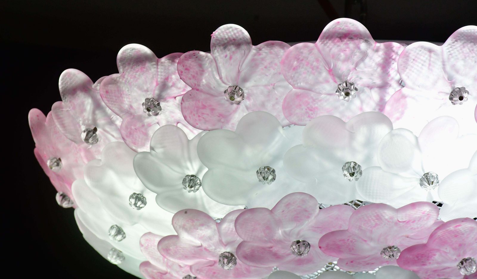 photo furniture Elegant Murano Ceiling Light Pink Flower By Seguso For Venini, Italy