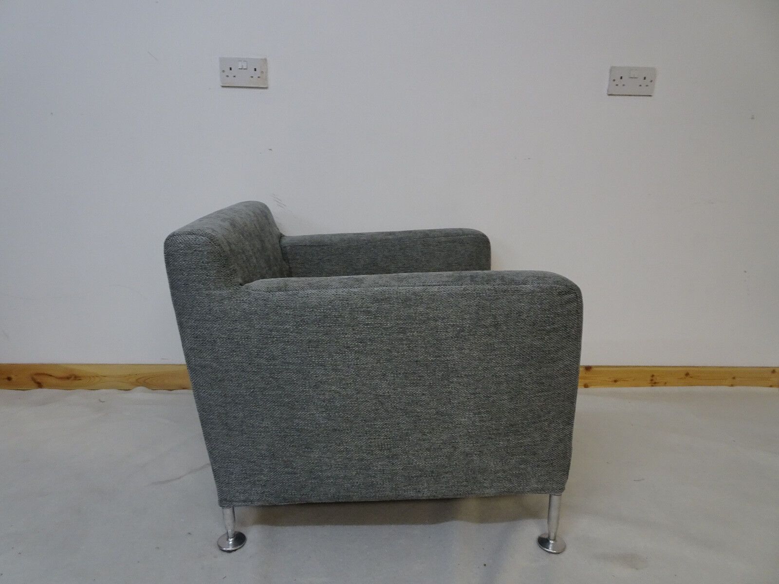 Bb Italia Harry Armchair In Grey Woven Fabric (1) Immaculate Condition photo 1440.0