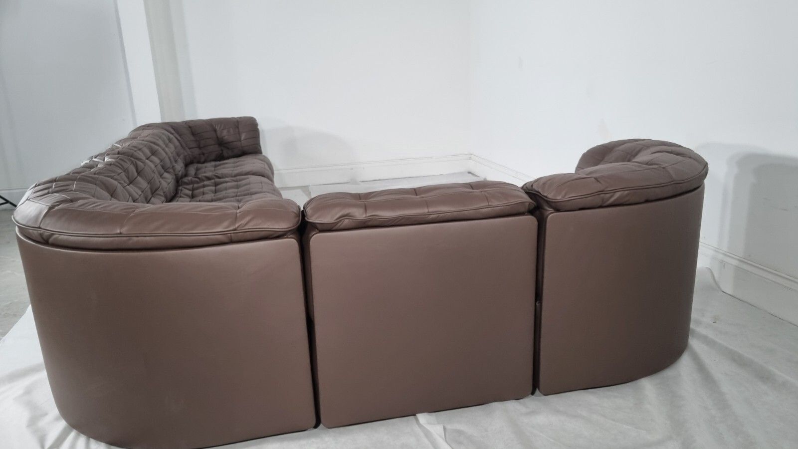 photo buy Desede Ds11 1970 Multi Configuration Modular Stunning Suite In Brown Leather