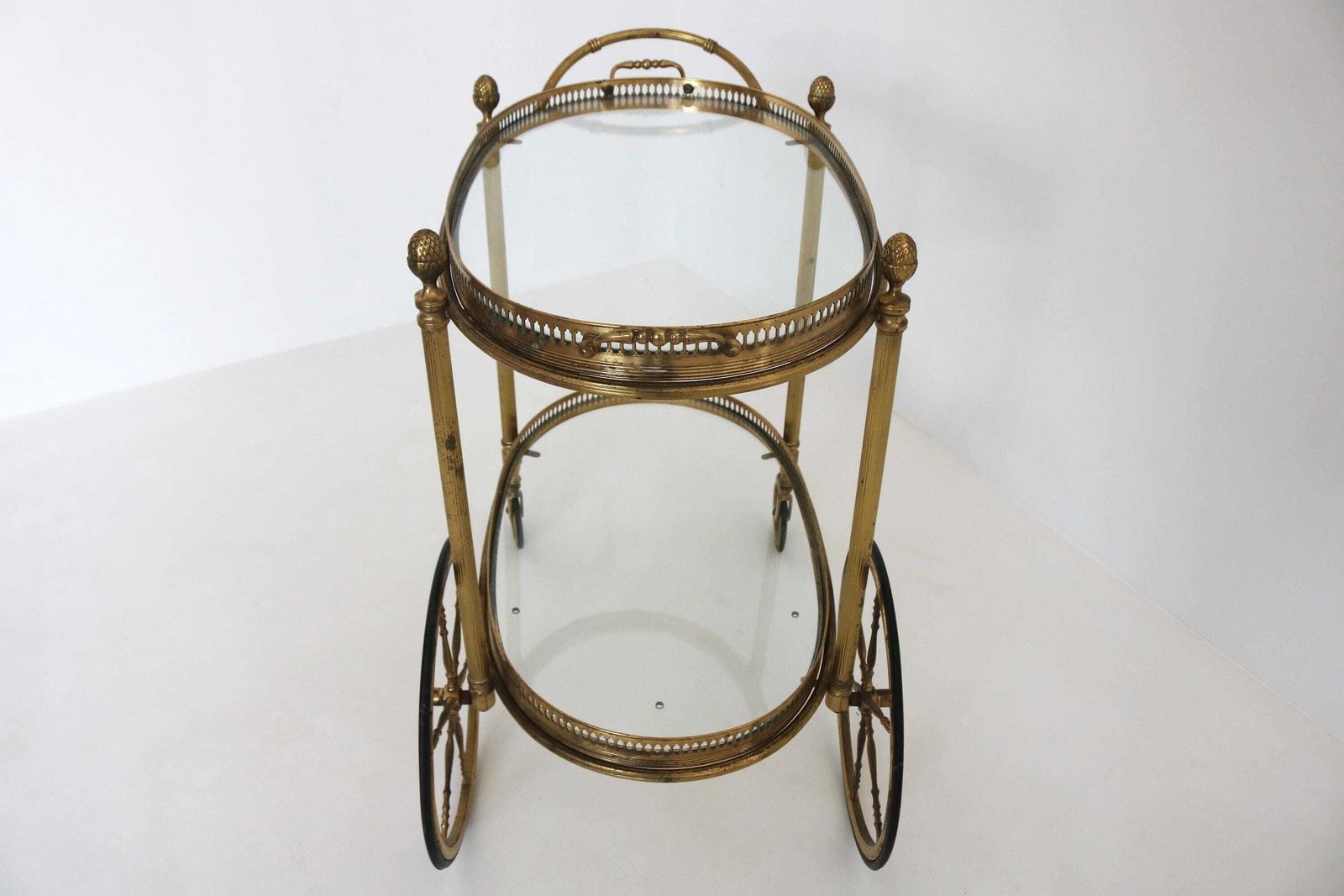 photo vintage Vintage Maison Baguès Brass Oval Bar Cart 1950s Hollywood Regency