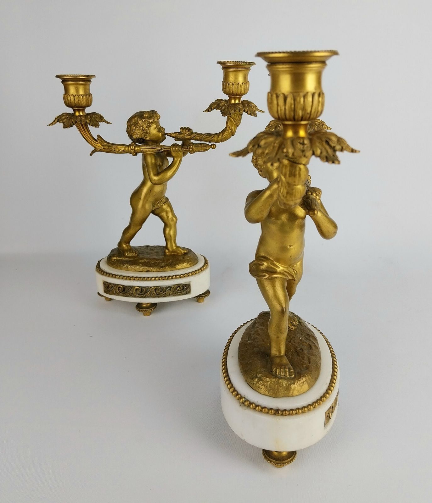 photo vinterior Pair Of Gilt Bronze Cherub Candlesticks