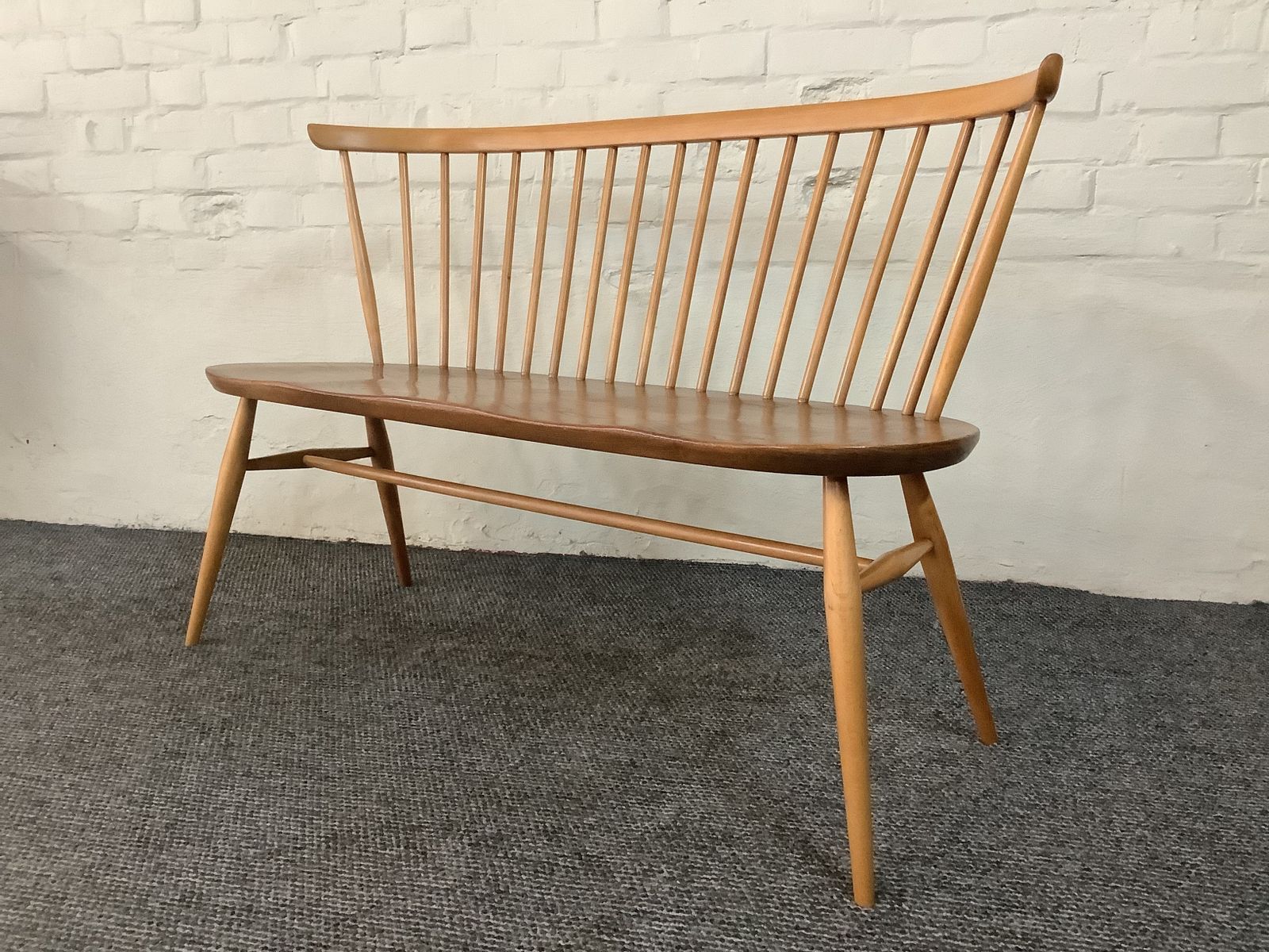 Ercol Windsor 450 Loveseat, Produced 1960 Onwards. photo 1450.0
