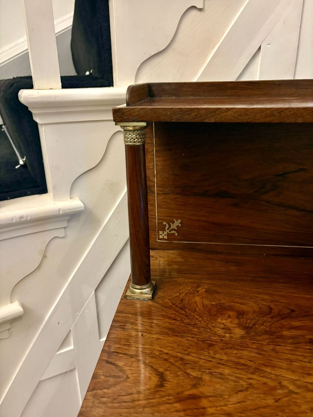 photo vinterior Magnificent Quality Antique 19th Century Mahogany Chiffonier