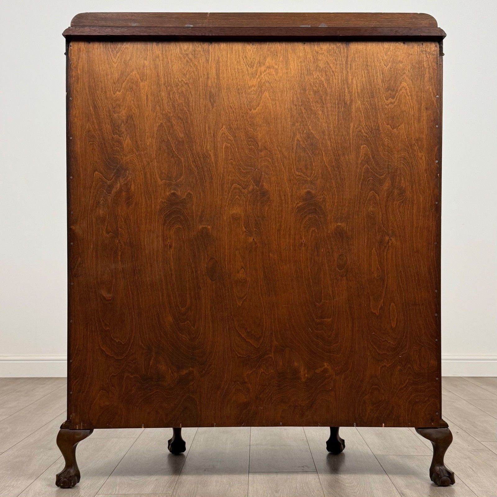 Antique 20th Century Demi Lune Display Cabinet In Mahogany photo vinterior