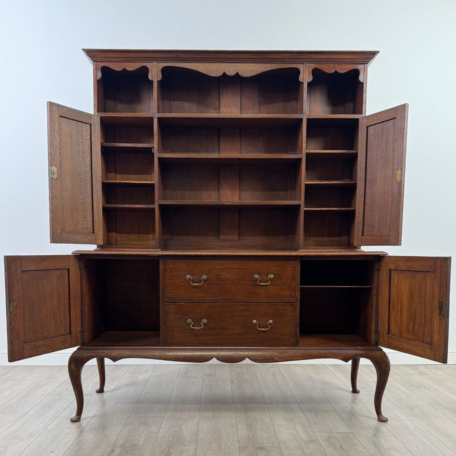 Antique 20th Century Good Quality Dresser In Oak photo for sale
