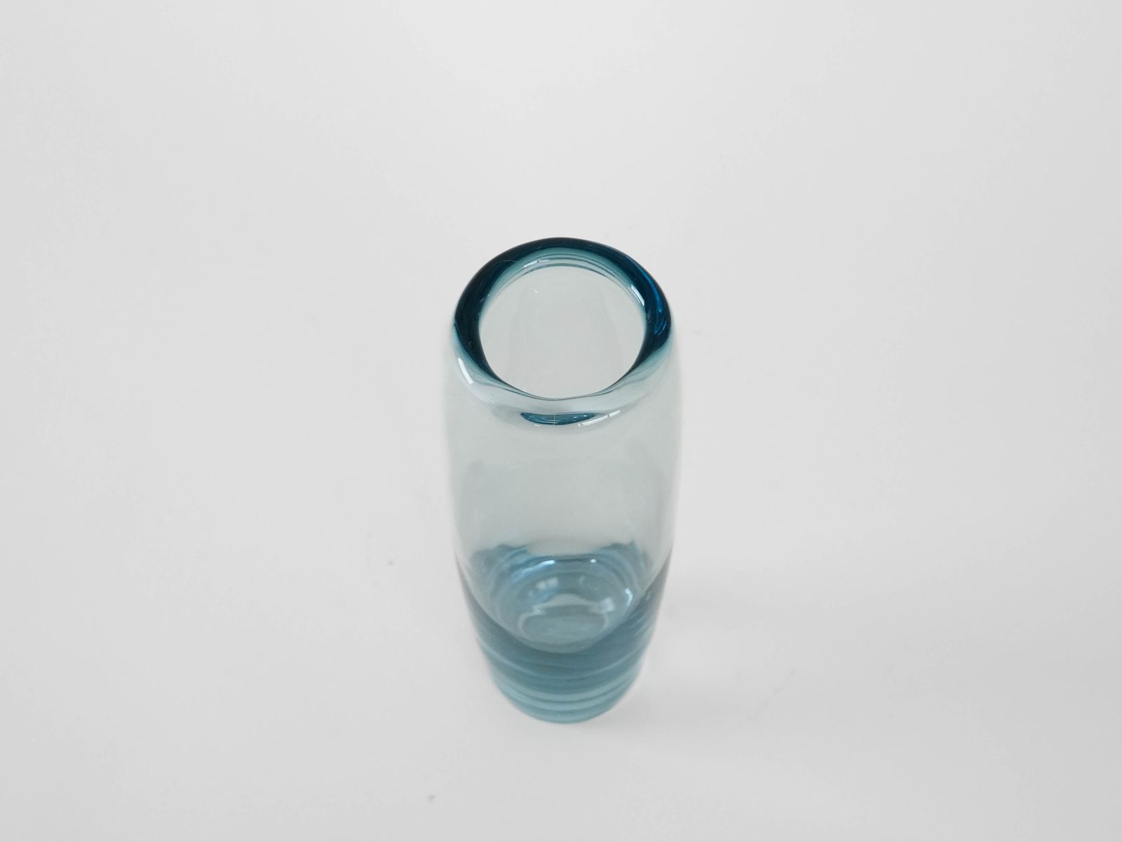 Glass Vase, Danish Design, 1950s, Manufacturer: Holmegaard, Designer: Per Lütken photo vinterior