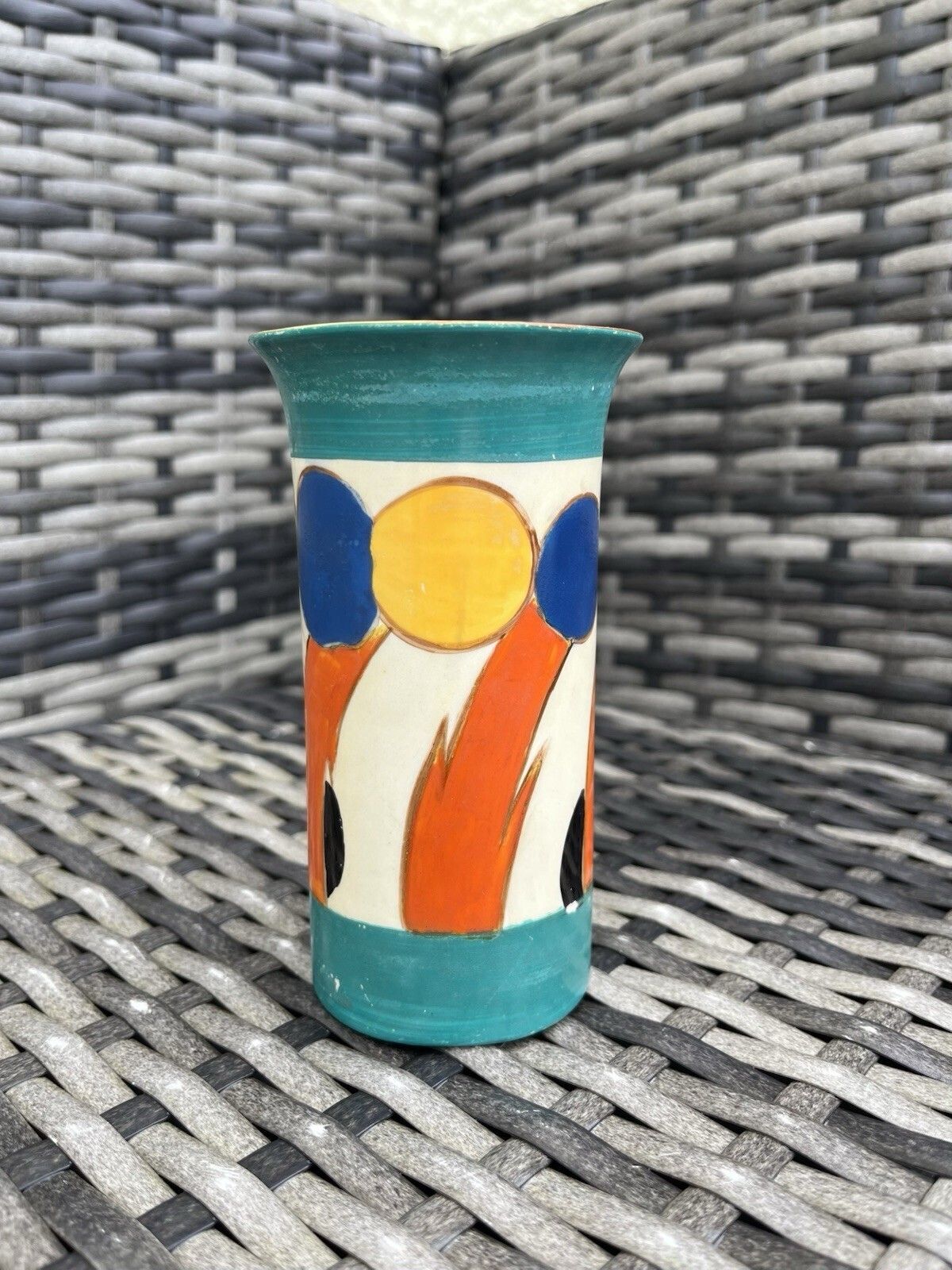 photo furniture Abstract Art Deco Arabian Arcadian Ware 773 Pottery Clarice Cliff Style Vase 30s