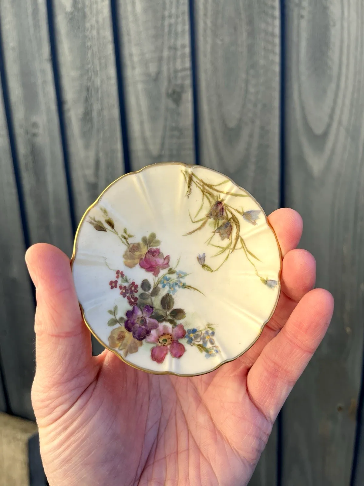 Rare Antique C1901 Royal Worcester Blush Ivory Floral Bouquet Scalloped Pin Dish photo for sale