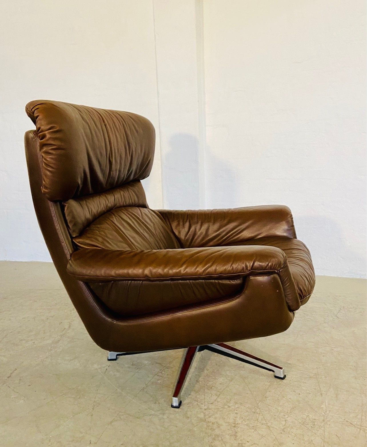 photo buy Vintage Danish Mid Century Leather Swivel Egg Chair  By Bramin 1970,S