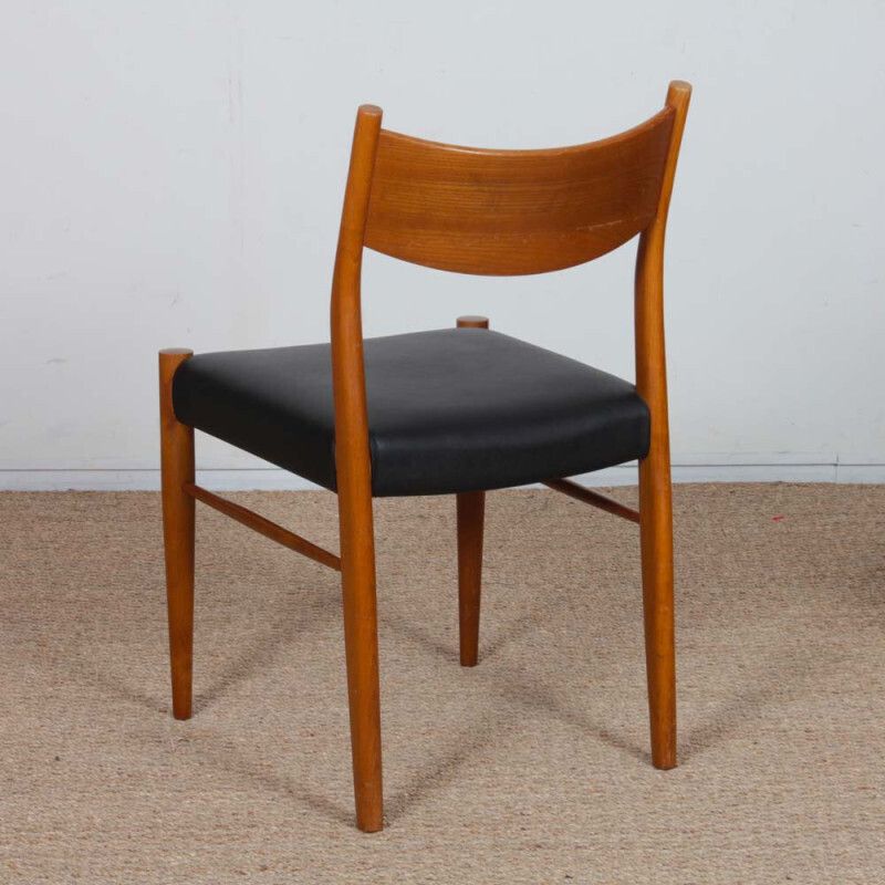 photo furniture Suite Of 6 Chairs Published By Consorzio Sedie Friuli, 1960