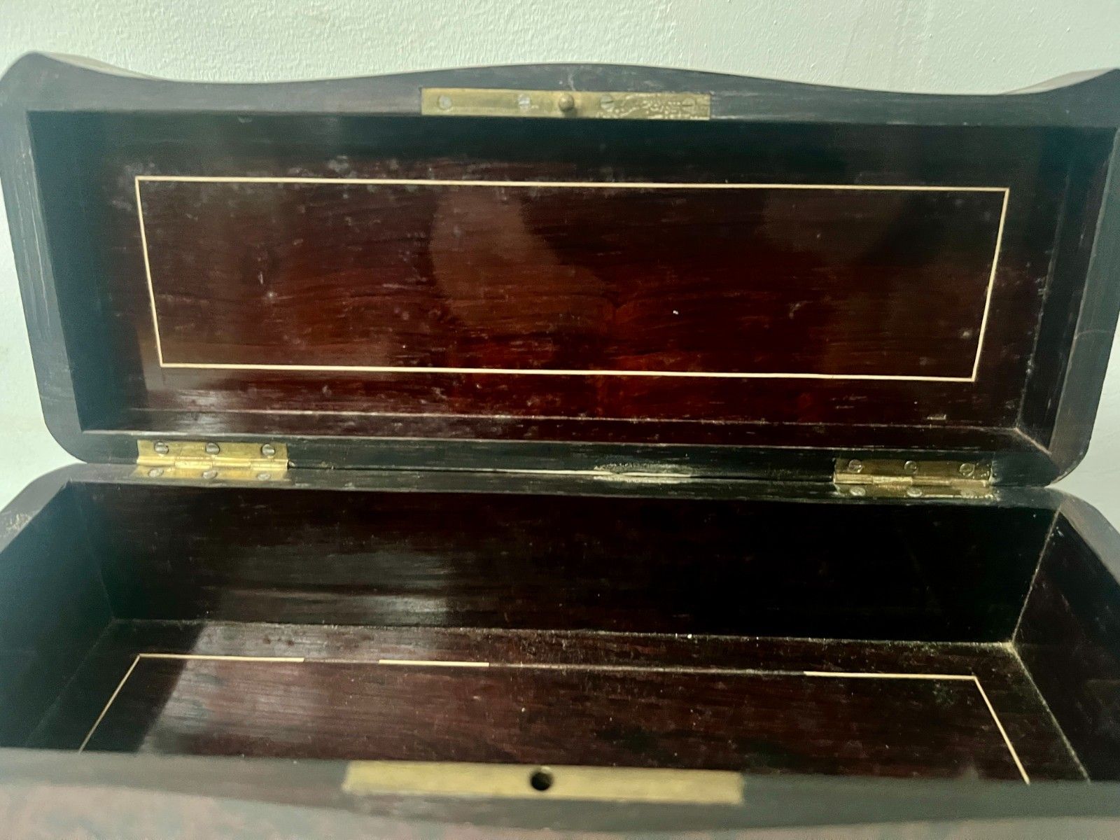 Napoleon III Marquetry Boulle Thuya Magnifying Glass Glove Box. 19th Century. photo vinterior