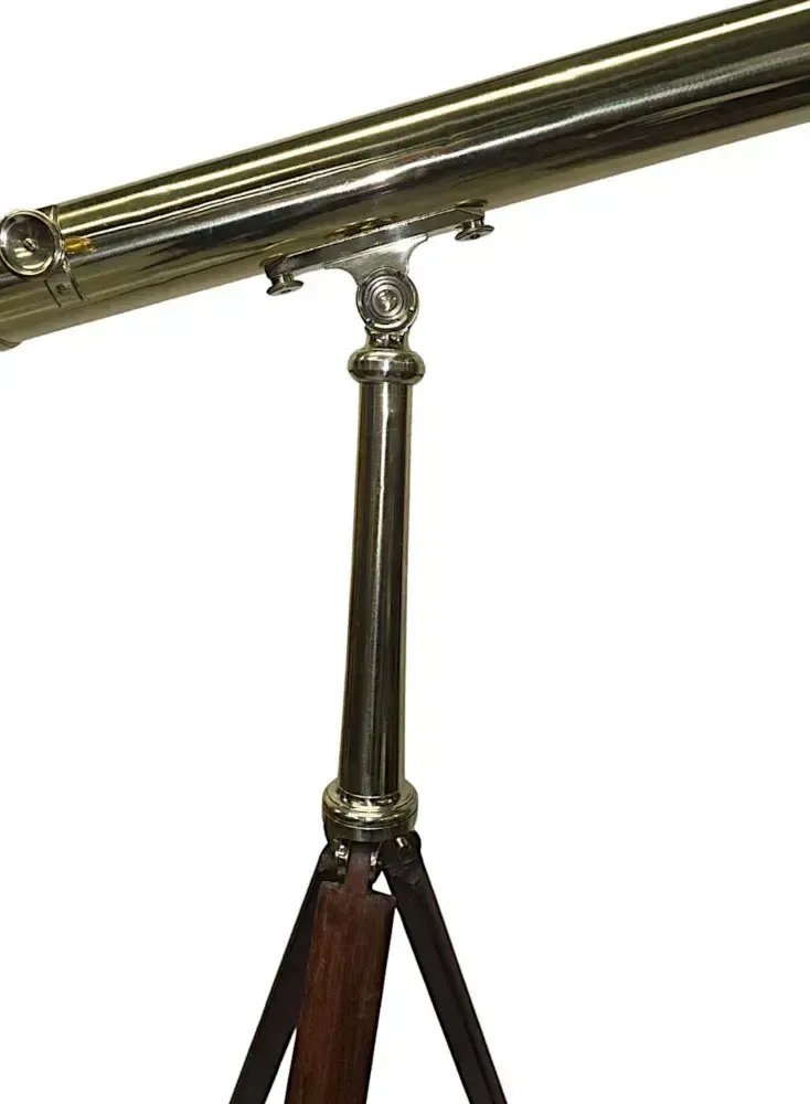 A Very Fine Early 19th Century Polished Brass Telescope By W.& T. Gilbert, London photo vinterior