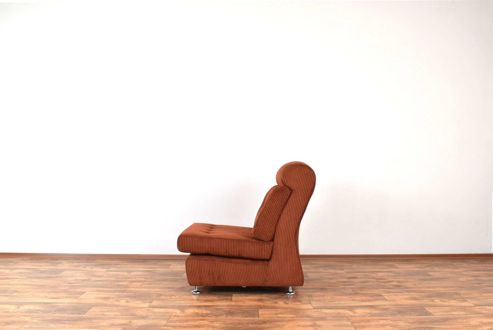 photo furniture Mid Century Italian Lounge Chairs, 1970s, Set Of 2