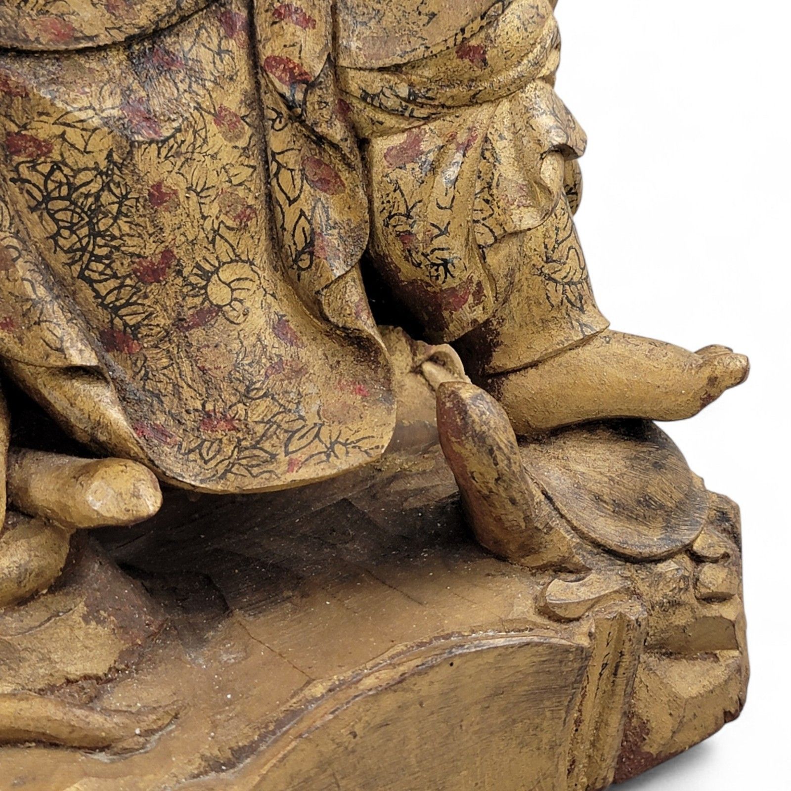 photo vinterior Large 19th Century Chinese Temple Guardian “Zhenwu”, Gilt Painted Wood Figurine