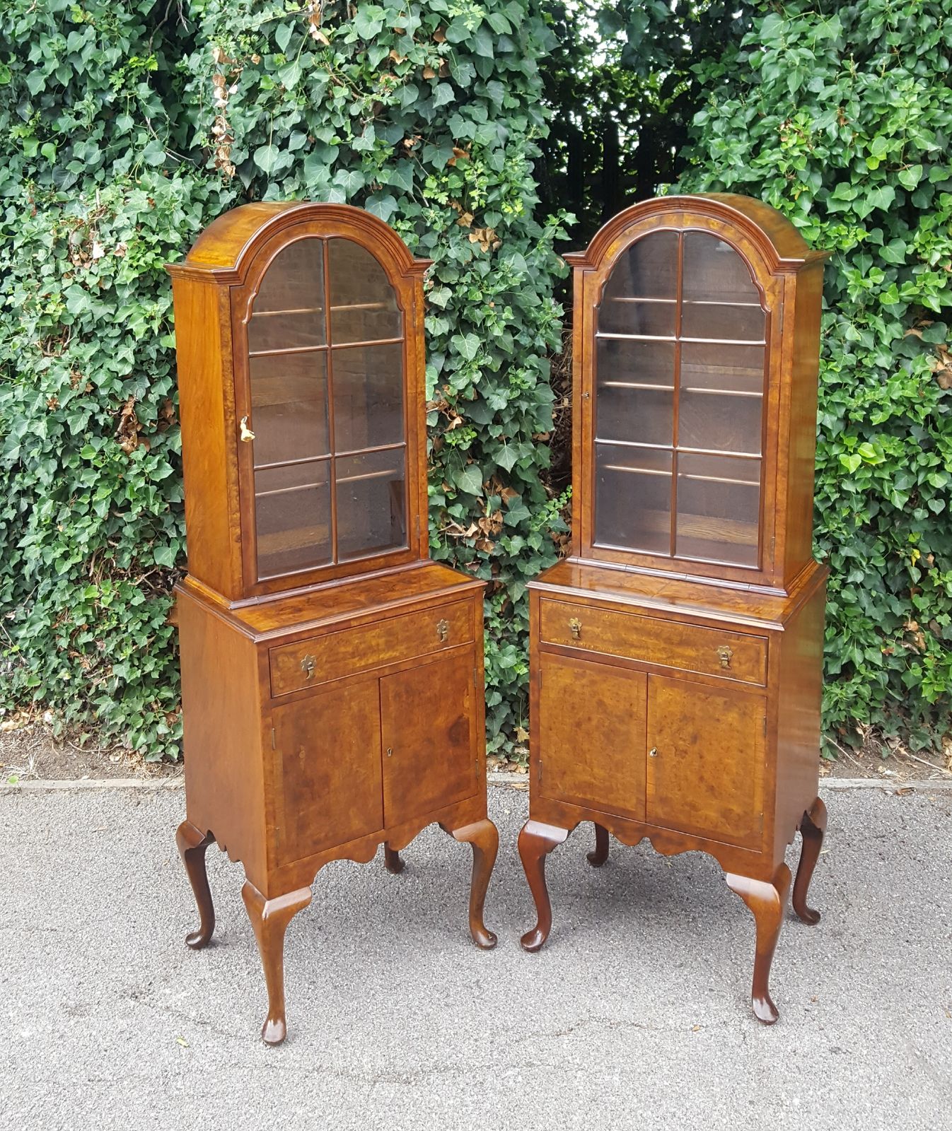 photo vinterior Pair Queen Anne Walnut Bookcase Display Cabinets On Base