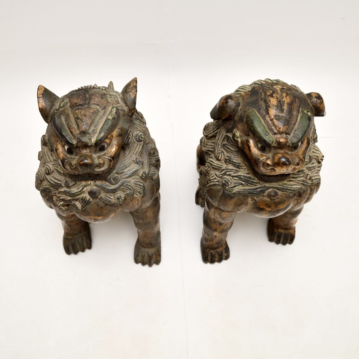 photo vinterior Pair Of Antique Chinese Carved Wood Foo Dog Statues