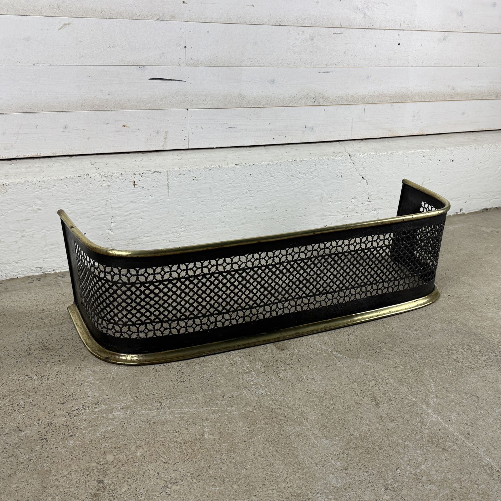Small Victorian Iron And Brass Fender photo for sale