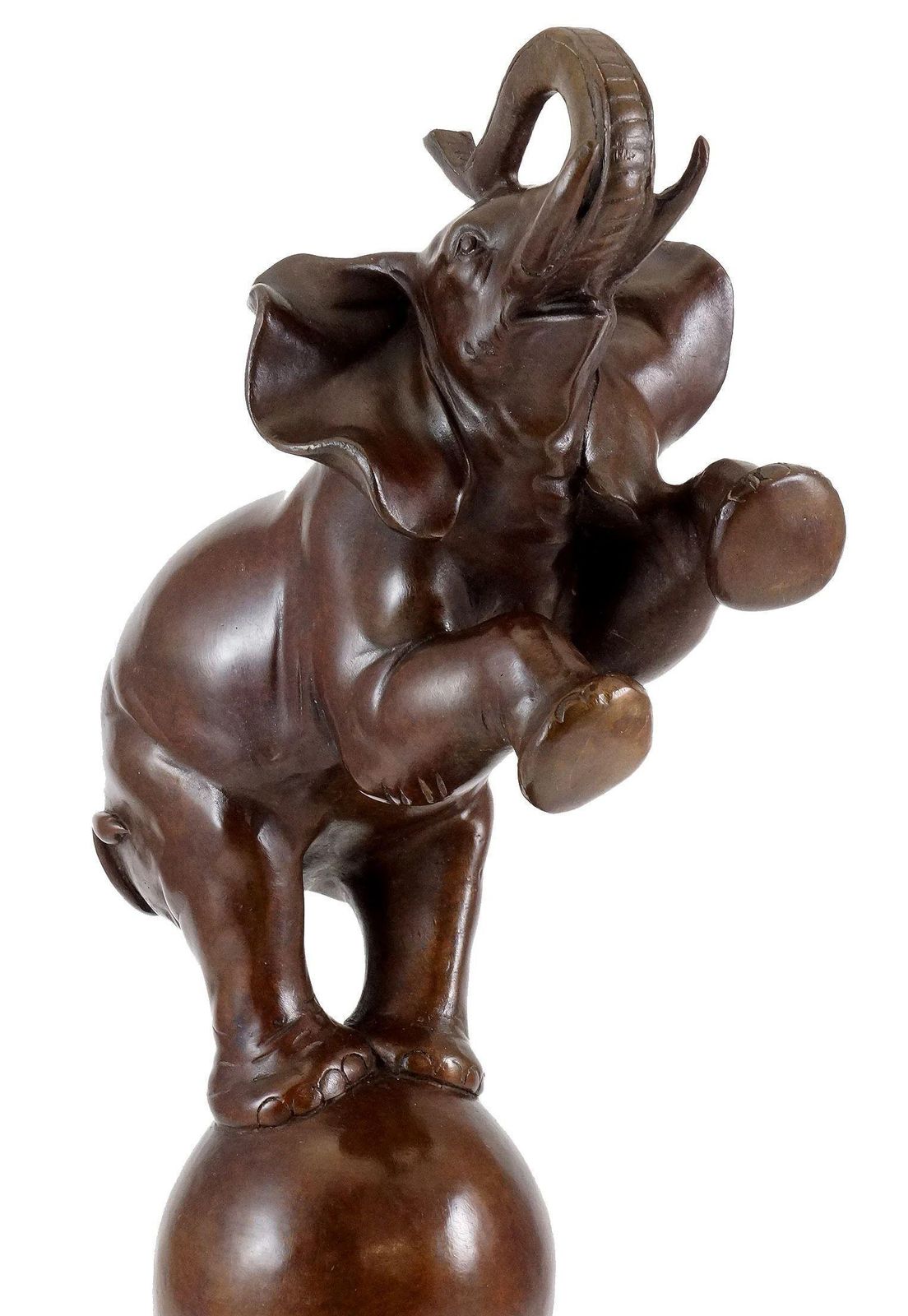 Rembrandt Bugatti In The Style Of Elephant On Ball And Ball, Animal Sculpture In Bronze photo vinterior