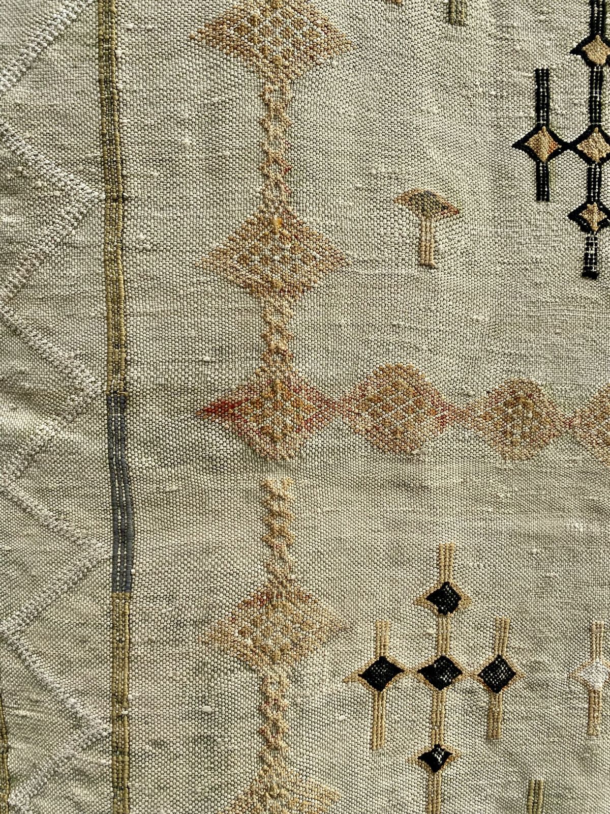 Large Vintage Moroccan Sabra Silk Wall Hanging, 184 × 300 Cm photo 545.0