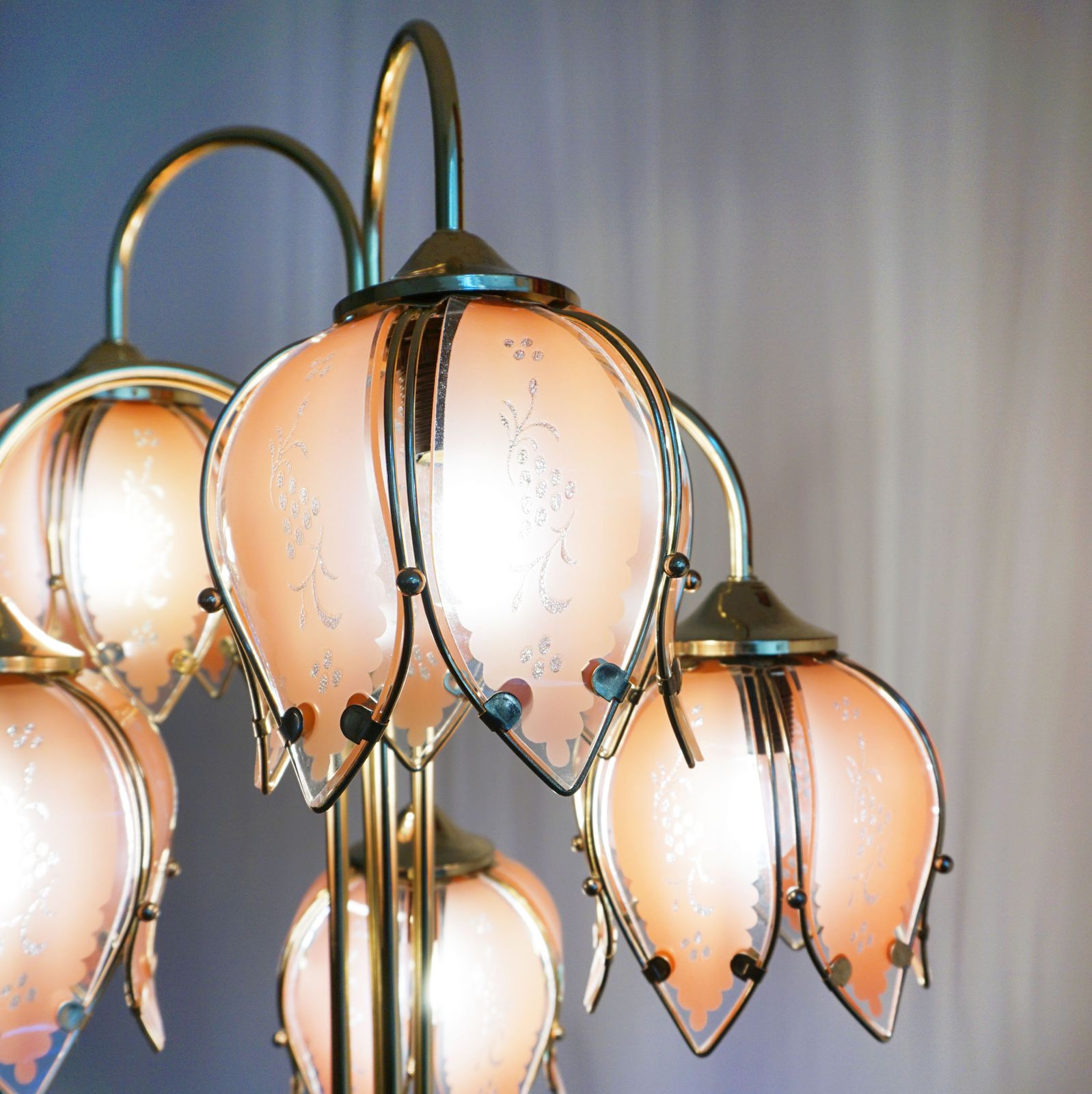 photo for sale Hollywood Regency Moderne Lotus Lamp 1970s Pink & Gold Flower Floor Stand