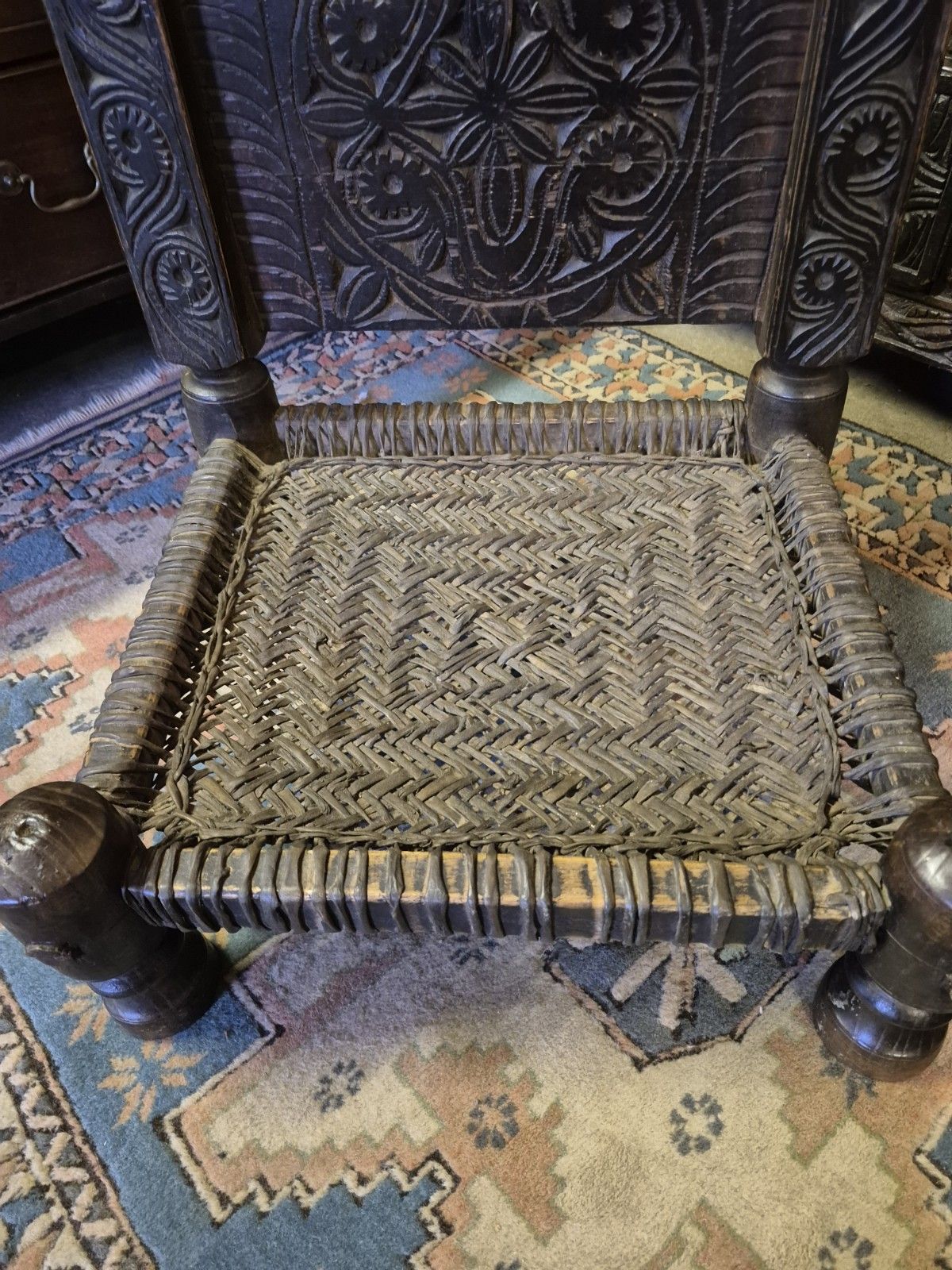 photo vinterior Magical Early 19th Century Matched Pair Of Nuristani Swat Valley Bedouin Cedar Ethnic Tribal Chairs