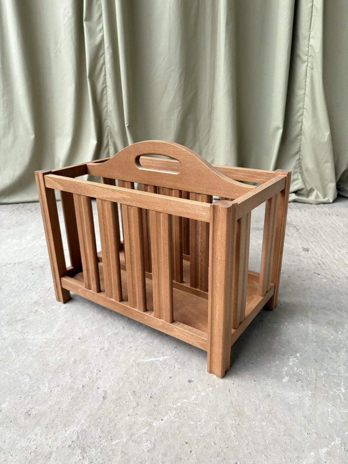 Vtg Mid Century Magazine Rack Records Vinyl Danish Scandi Retro R952 photo Home Decor