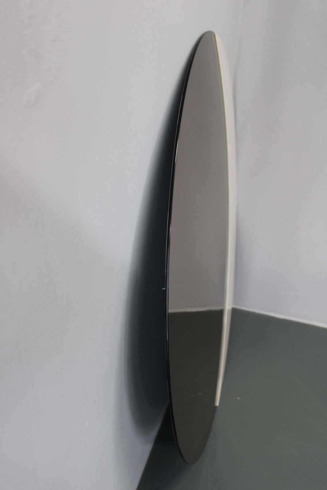 Large 1980s Italian Smoke Tinted Round Mirror With White Geometric Segment photo for sale