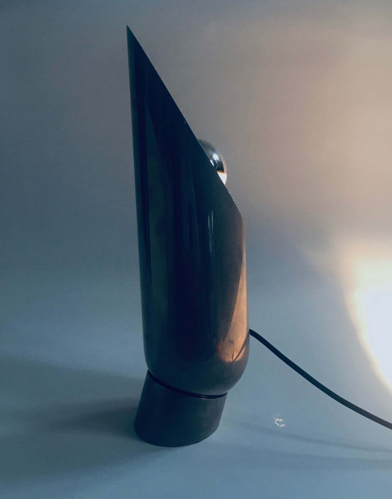 photo vintage Midcentury Modern Design Adjustable Counter Balance Table Lamp, Italy 1960's