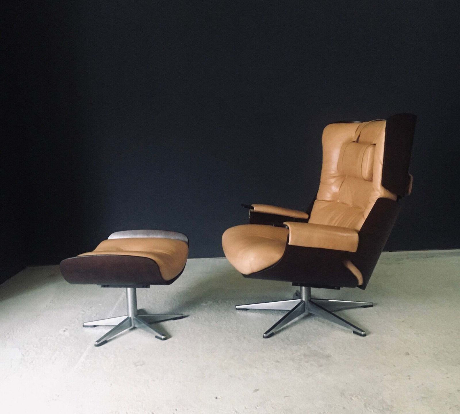 Midcentury Modern Design Leather Lounge Chair & Ottoman, Germany 1960's photo vinterior