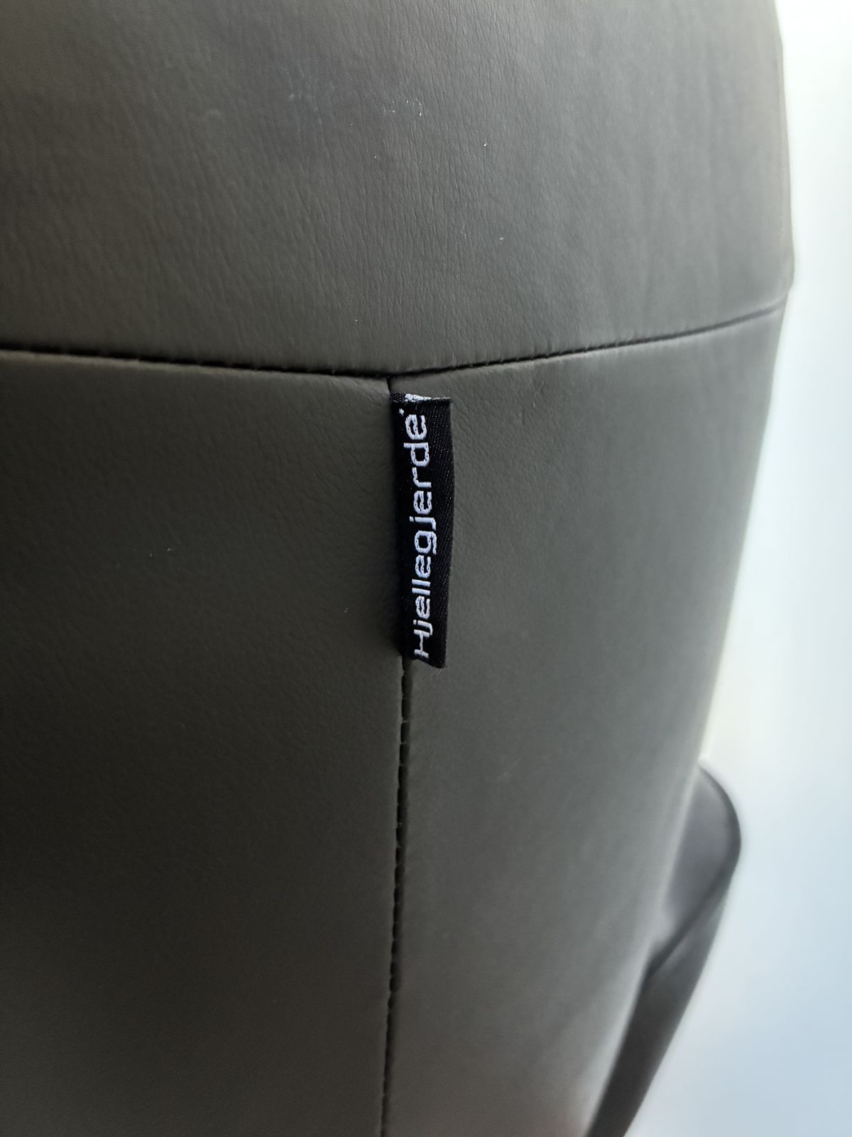 Hjellegjerde Fjords Tinde Ergonomic Recliner And Footstool photo 300.0