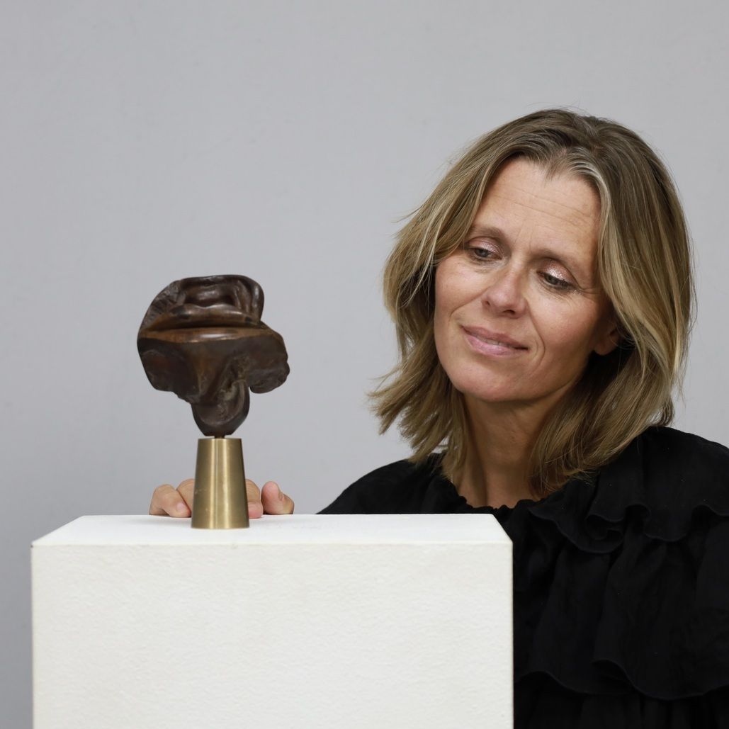 Mia Moreaux. “Lips” Bronze Sculpture With Brass Base, Belgium, 1990s photo 334.0