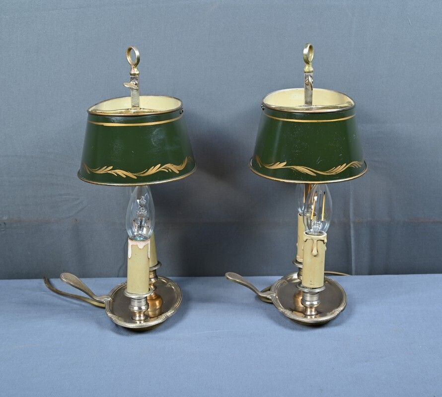 photo vintage Pair Of Brass Bouillotte Lamps Empire Style  Early 20th Century