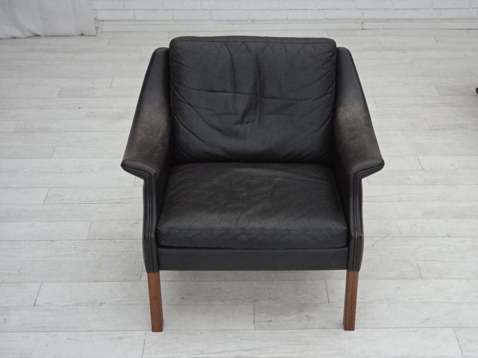 photo buy 1970s, Danish Design By Aage Christensen, Armchair, Model “Monark“, Leather, Teak Wood.