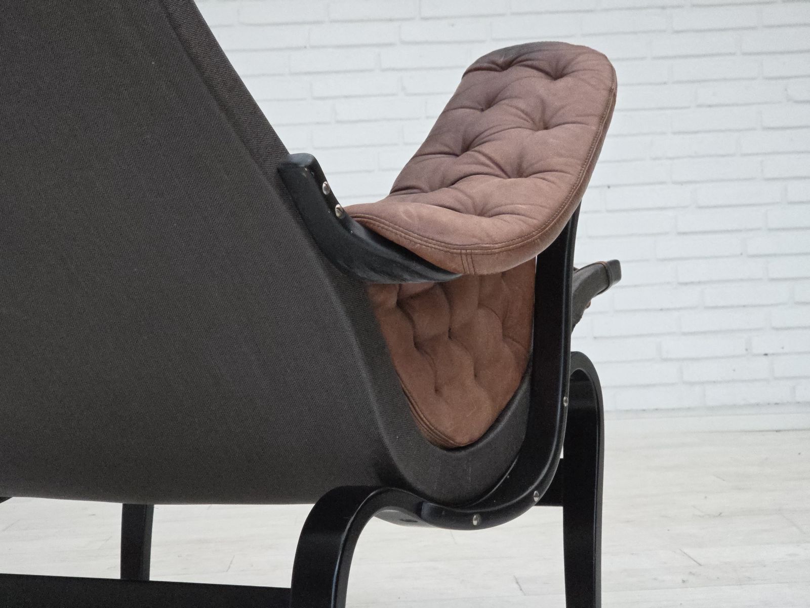 1970s, Swedish Design By Bruno Mathsson, Model "Pernilla",  Furniture Leather. photo vintage