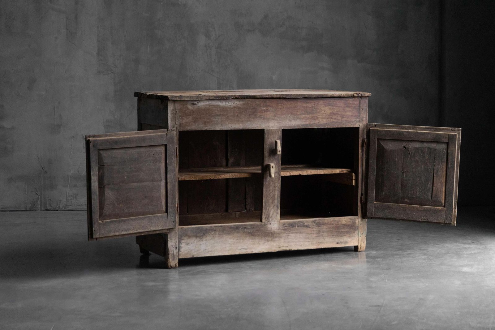 Rustic Wabi Sabi Cabinet, France, 19th Century photo vinterior