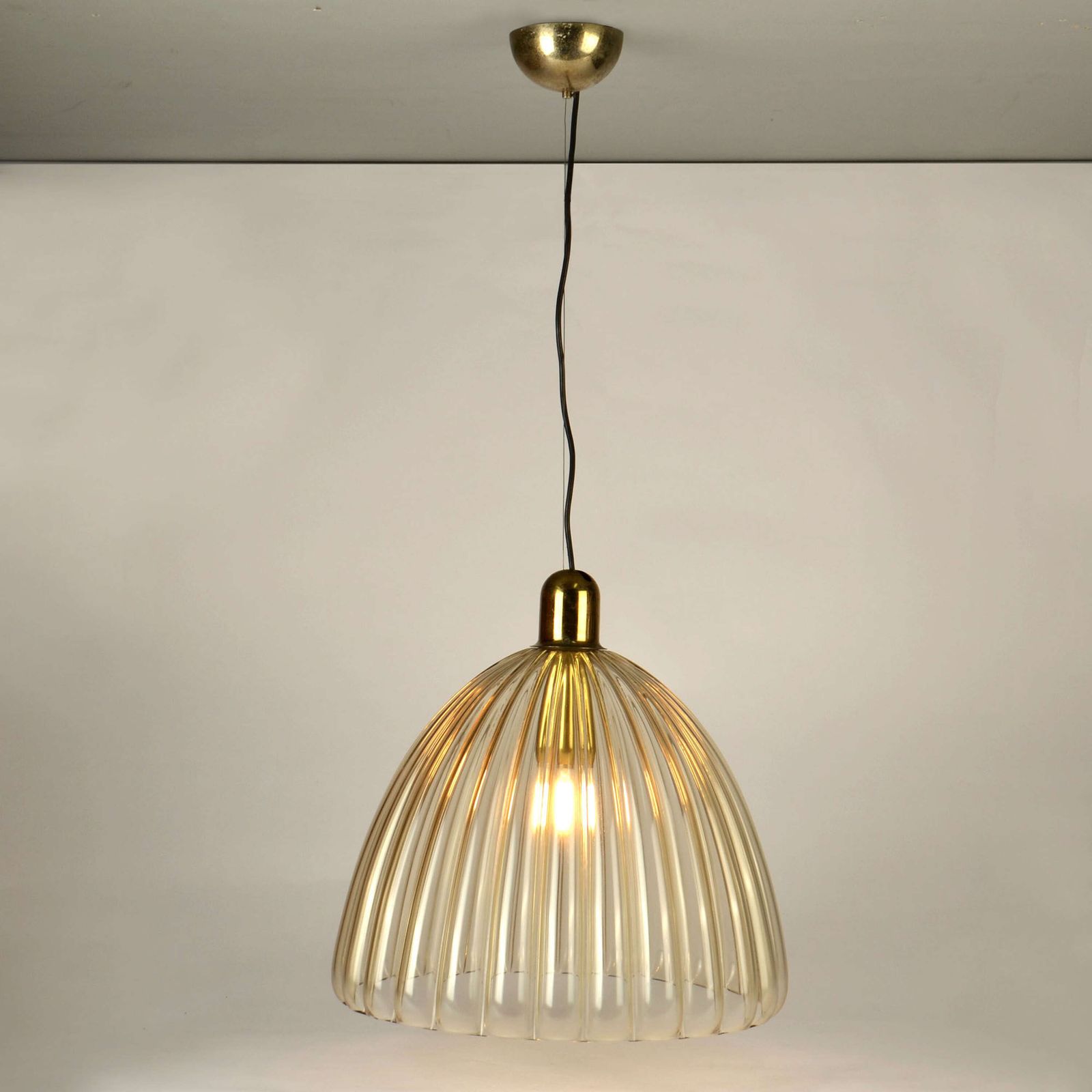 Large Renato Toso Glass Bell Shape Pendant Murano 1950's photo Lighting
