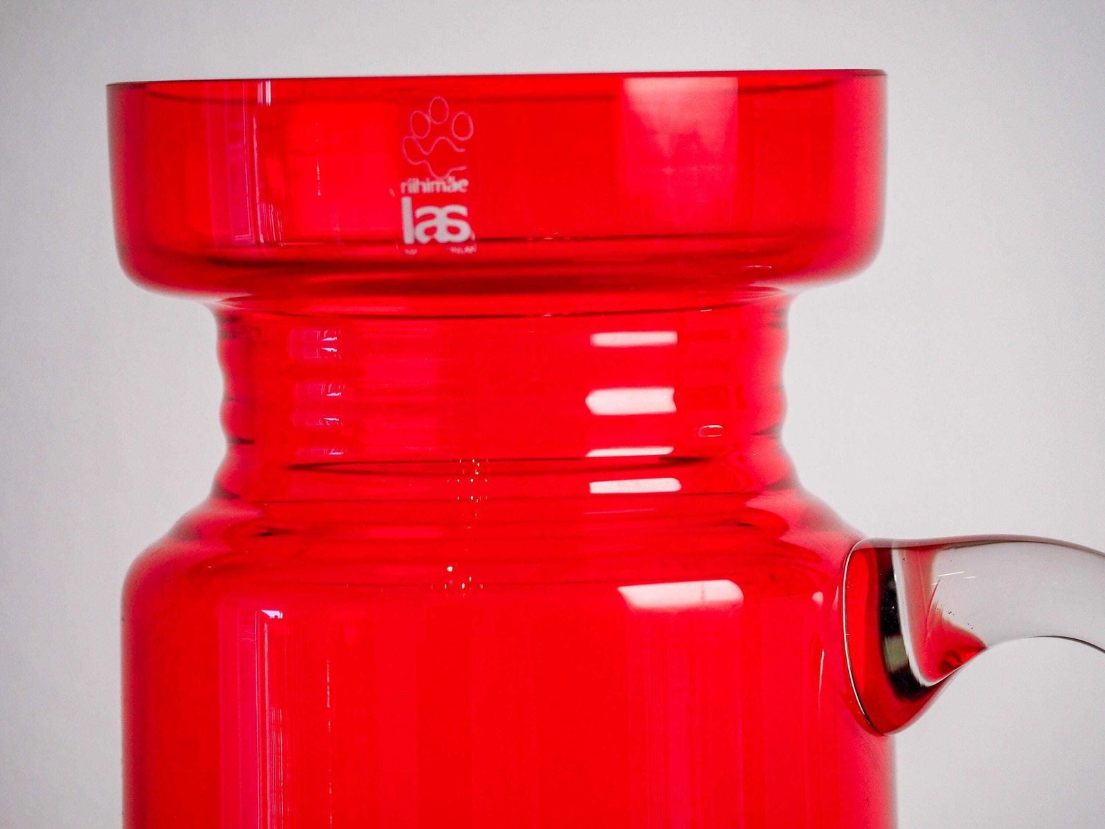 Tamara Aladin Kleopatra Glass Vase For Riihimaen Lasi C1969 In Red With Sticker photo Home Decor