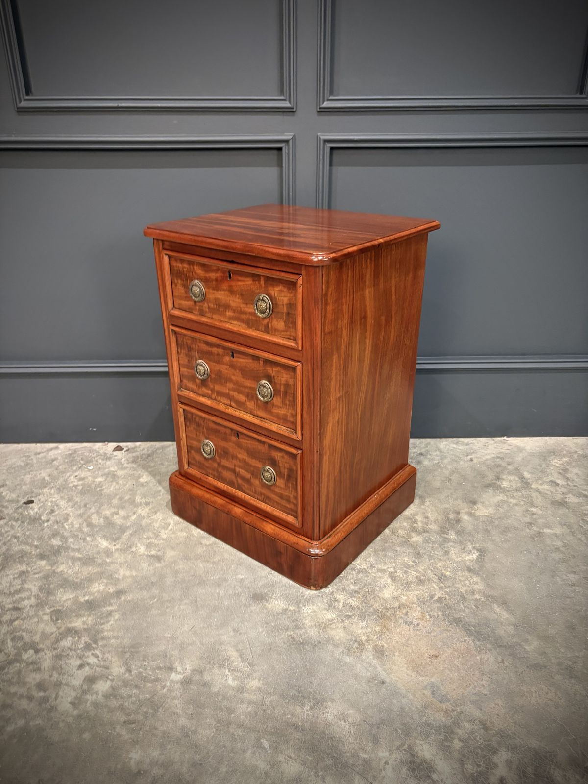 Furniture Pair Of Victorian Mahogany Bedside Chests photo