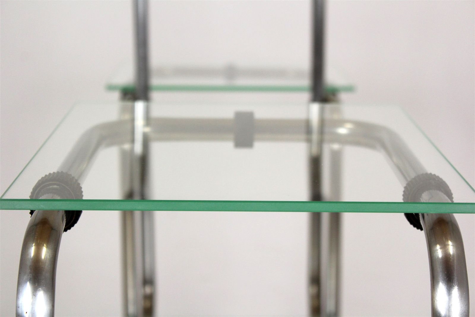 photo vinterior Large Functionalist Plant Stand In Bauhaus Style, Chromed Steel And Glass, Czechoslovakia, 1930s
