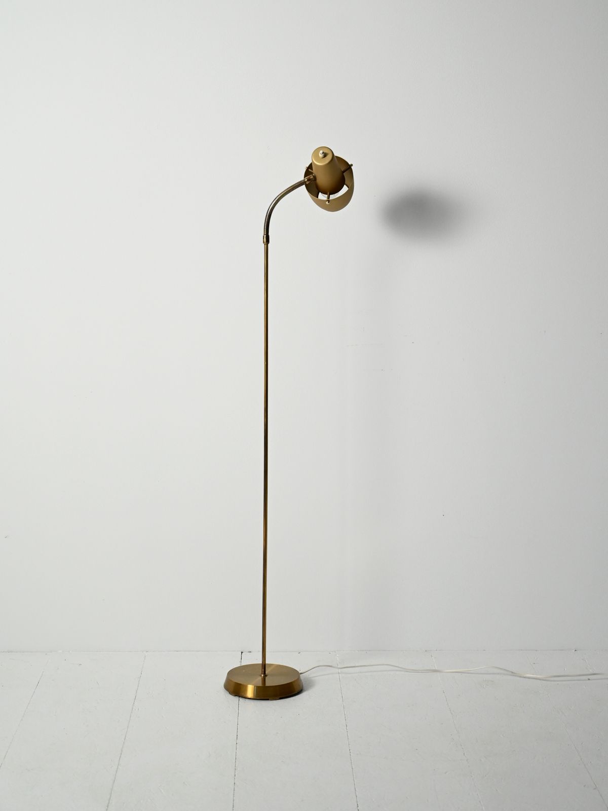 Scandinavian Floor Lamp From The 1950s/1960s In Brass photo Lighting
