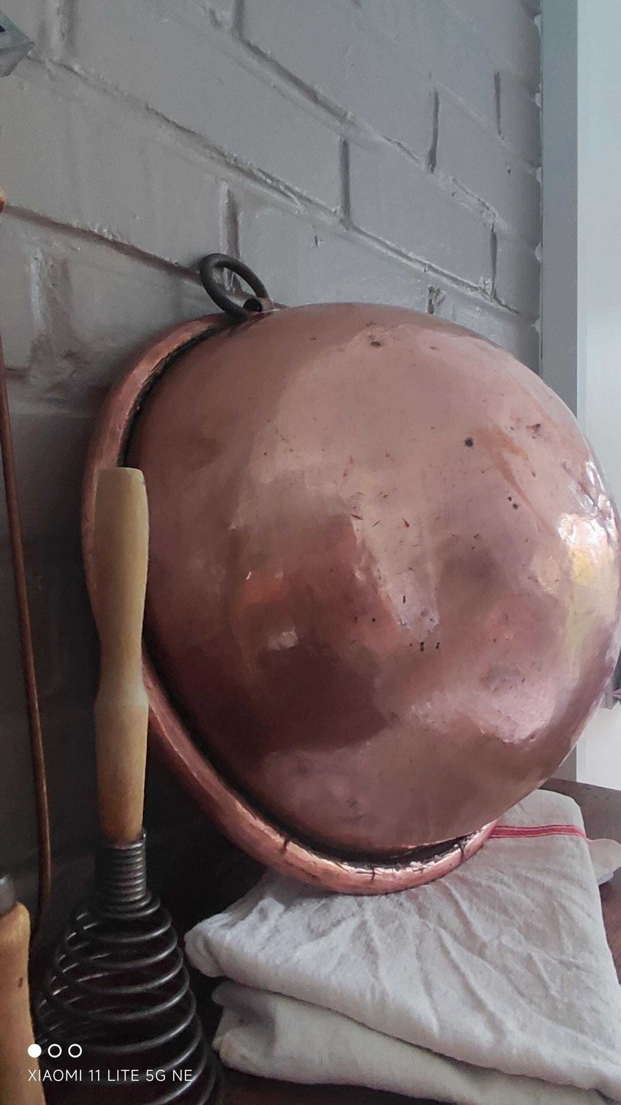 Antique Heavy Copper French Egg Omelette Mixing Whisking Bowl, Large Cul De Poule photo for sale