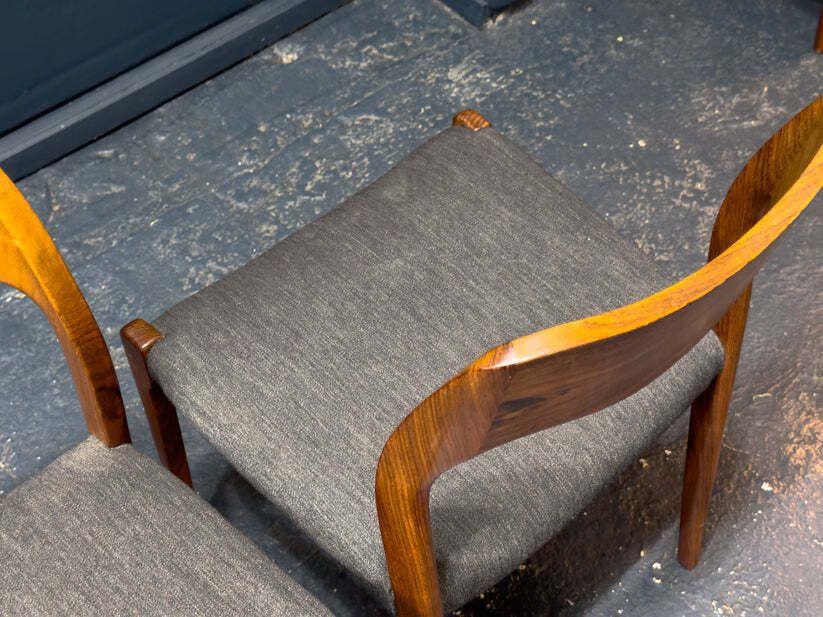 photo furniture Set Of 6 Niels Otto Møller Model 71 Rosewood Dining Chairs