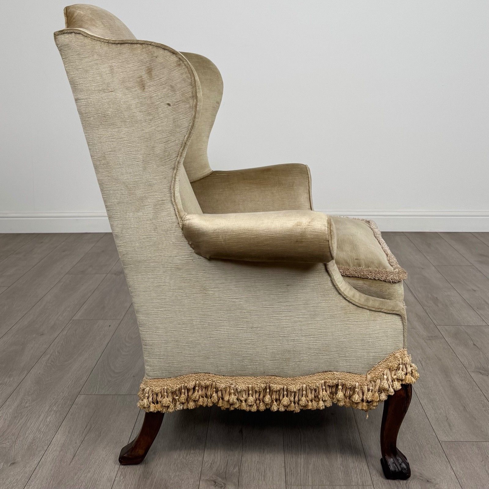 Antique 20th Century Wingback Armchair In Mahogany photo vinterior