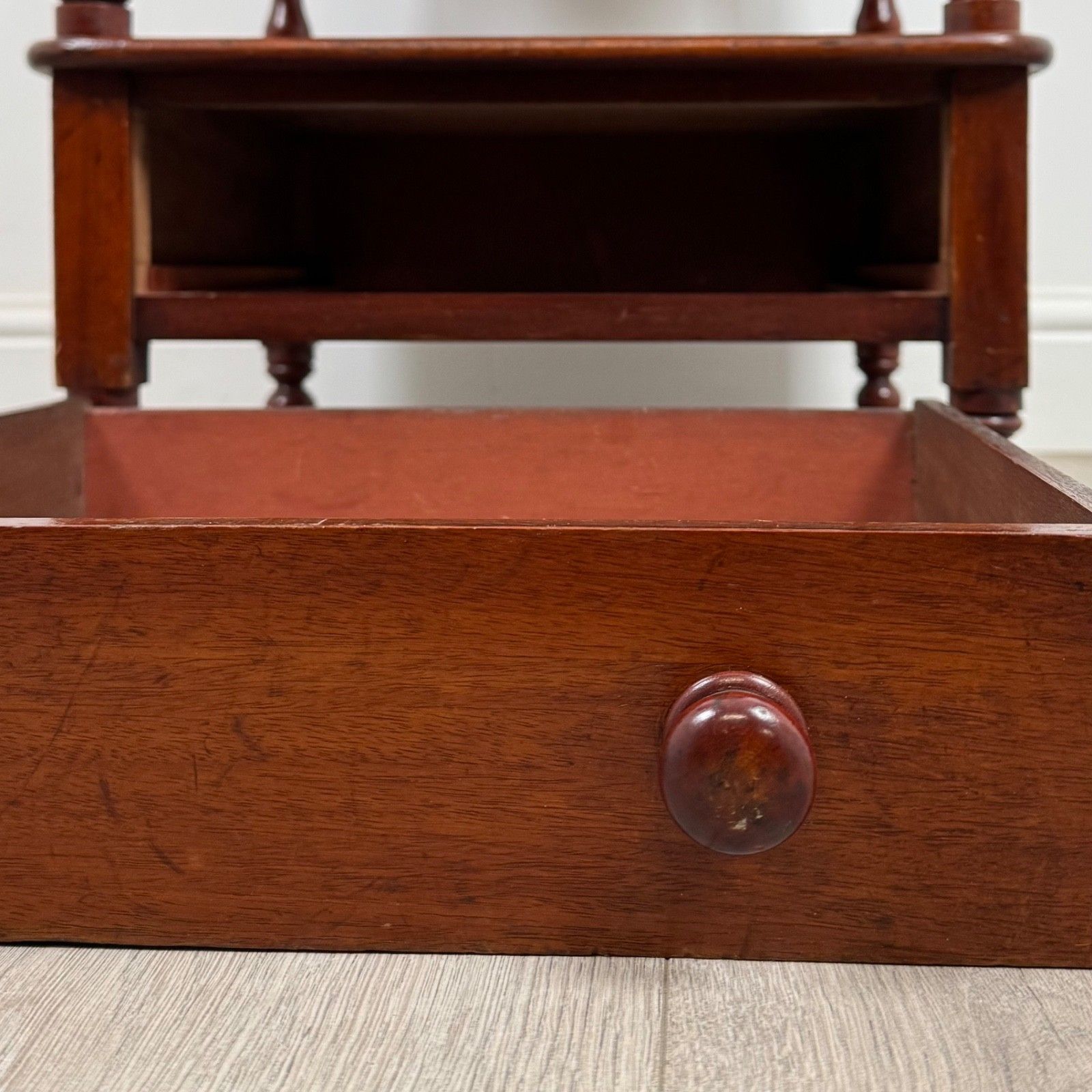 Furniture Antique 19th Century Fine Quality Cabinet In Mahogany photo